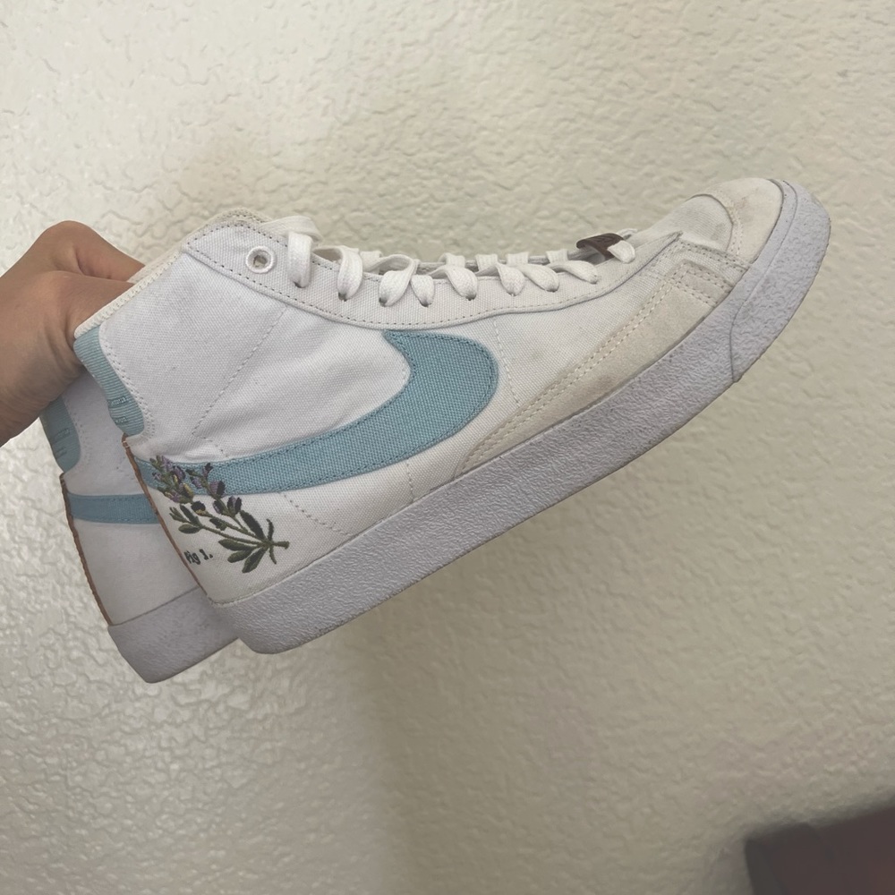 Nike Blazers | size 6.5Y